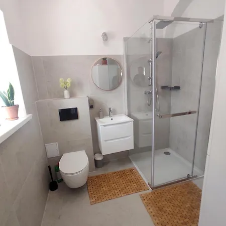 Przy Zamku Ii Apartmán *